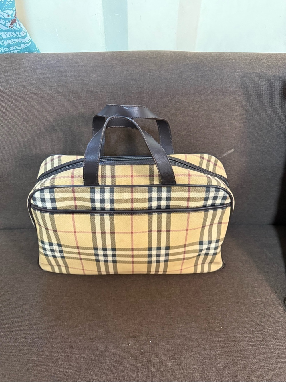 Burberry Beige Plaid Travel Bag with Dark Brown Handles - Picture 1 of 7